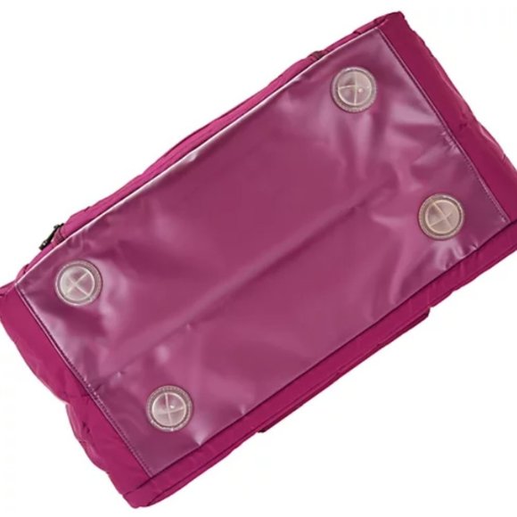 Lug East/West Overnight Bag with RFID - Propeller​ - Picture 4 of 10